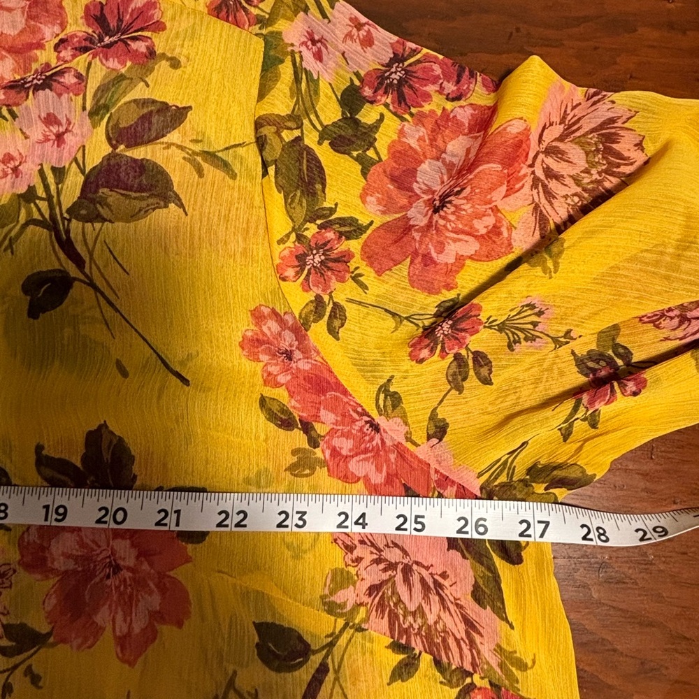 Floral Yellow Blouse with Pink and Brown Accents - Picture 7 of 9